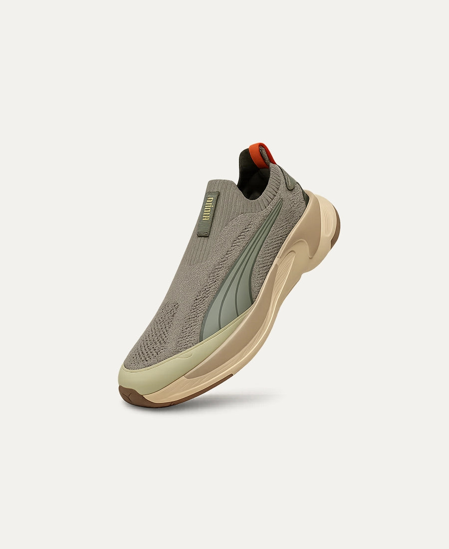 Lightweight Walking Shoes